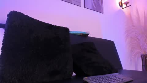 danna_adams1 online show from June 13, 9:45 pm