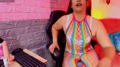 Danna  online show from June 12, 8:06 pm