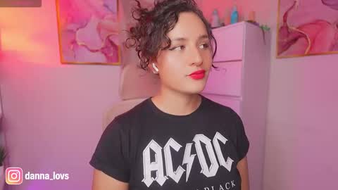 Danna Lovs online show from November 12, 7:01 pm