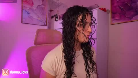 Danna Lovs online show from May 25, 2:16 pm
