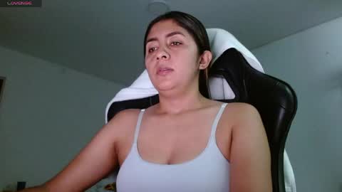Danna online show from May 25, 11:37 pm