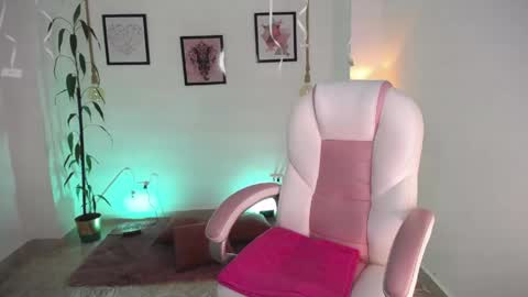 Danna online show from May 22, 11:03 pm