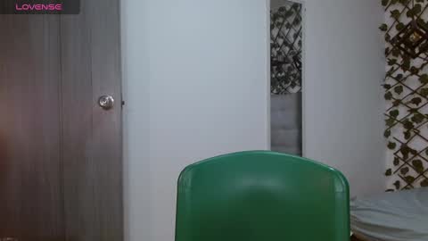 dannaberlin_0 online show from January 26, 12:01 pm