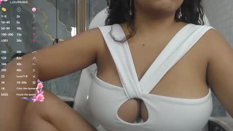 danna online show from December 13, 8:59 pm