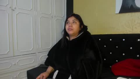 Danna Garza online show from February 9, 4:36 am