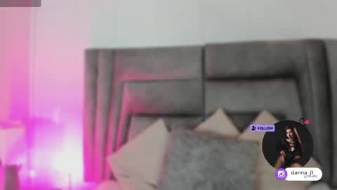 Danna online show from May 19, 7:10 pm