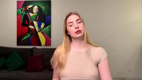 dannamissss online show from December 10, 7:22 pm