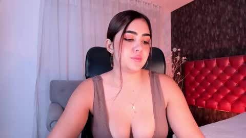 Danna online show from November 13, 4:28 pm