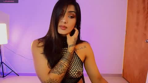 Danna Wells online show from May 28, 1:14 am