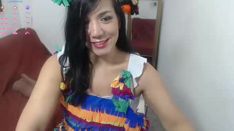 Danna online show from October 17, 1:03 pm