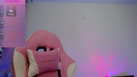 Maddisoon online show from May 11, 3:19 am