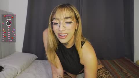    online show from January 10, 8:15 pm