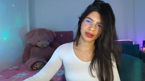 danny_cam1423 online show from May 13, 3:40 pm