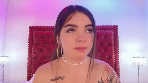 Daphne  online show from March 17, 11:47 am