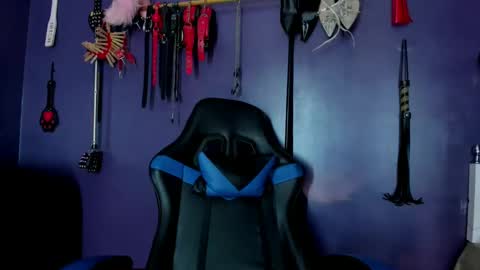 daphneandrade online show from October 20, 4:43 pm