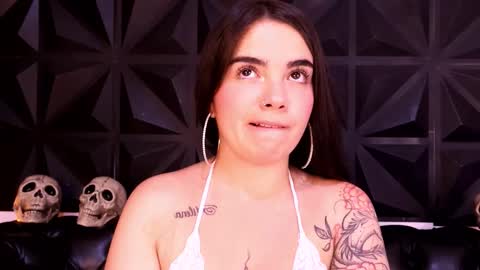 Daphne online show from October 20, 1:03 pm