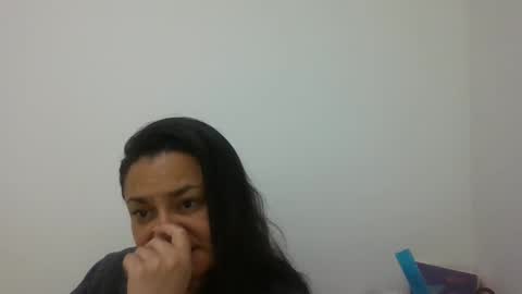 Snapshot of dapnne24 chatting on February 5, 2:16 pm dapnne online show from February 5, 2:16 pm