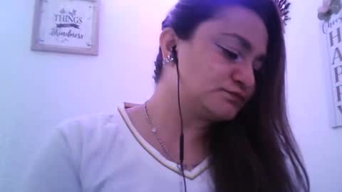 dapnne online show from March 26, 6:31 pm