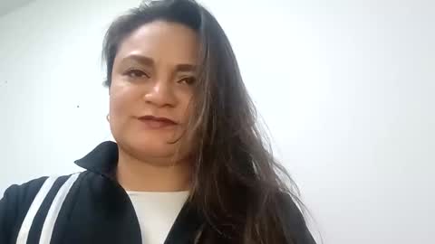 dapnne online show from October 17, 8:45 pm