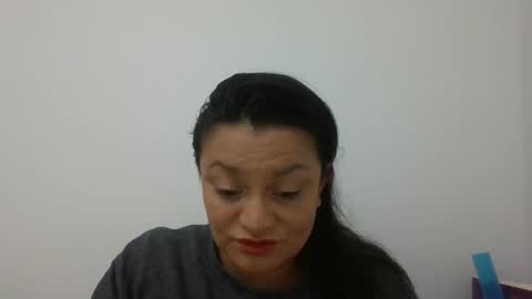Snapshot of dapnne24 chatting on February 10, 3:21 pm dapnne online show from February 10, 3:21 pm