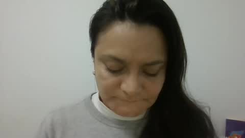 Snapshot of dapnne24 chatting on March 7, 4:44 pm dapnne online show from March 7, 4:44 pm