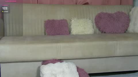 Darcie online show from June 2, 6:31 pm