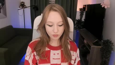 Daria Tate online show from March 28, 10:15 am