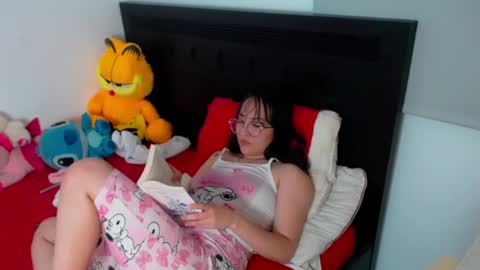 Dariinka Vera online show from October 8, 4:39 am
