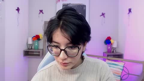 dark_buuu online show from August 4, 12:44 pm