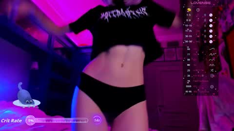 Snapshot of dark_lucious chatting on September 11, 4:40 pm Lucious Foijieh online show from September 11, 4:40 pm