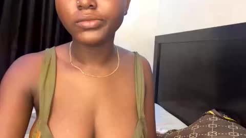 sexygal online show from February 1, 11:20 am