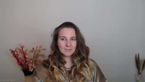 Anna online show from October 8, 9:08 pm