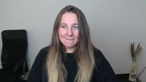 Anna online show from November 6, 4:46 pm