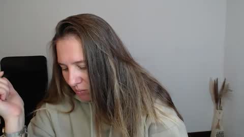 Anna online show from November 11, 4:37 pm