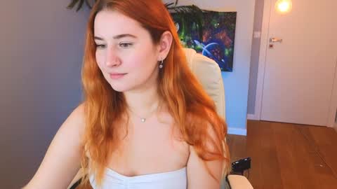 Snapshot of darkmoon____ chatting on January 6, 10:46 am darkmoon____ online show from January 6, 10:46 am