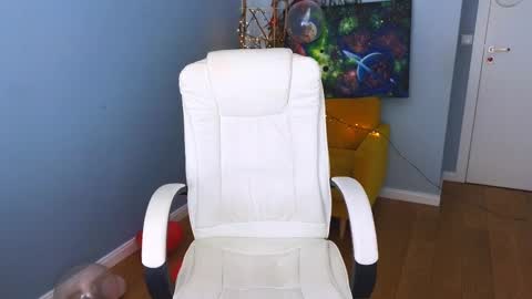 Snapshot of darkmoon____ chatting on February 24, 9:31 pm darkmoon____ online show from February 24, 9:31 pm