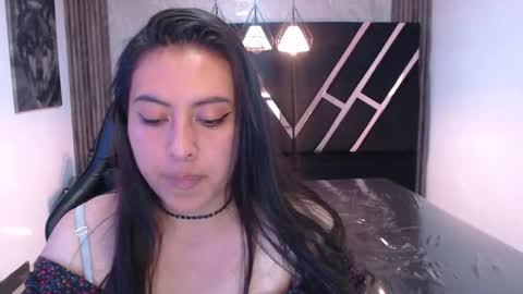 darknyx ch1 online show from November 12, 11:58 pm