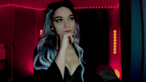 roseredgoddess online show from May 26, 2:00 am