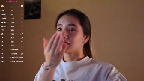 Belle online show from April 4, 3:49 am