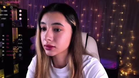 Belle online show from December 11, 3:56 am
