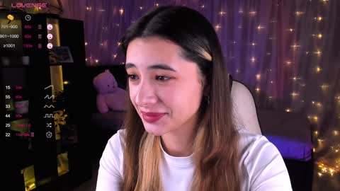 Belle online show from December 9, 4:45 am