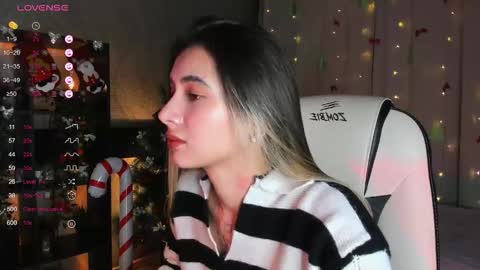 Belle online show from December 17, 3:54 am