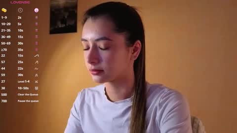 Belle online show from March 26, 3:08 am