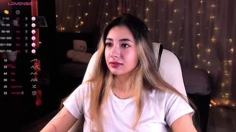 Belle online show from December 24, 4:55 am
