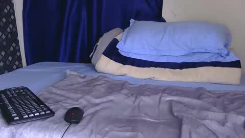 darling_dee online show from May 15, 11:40 pm
