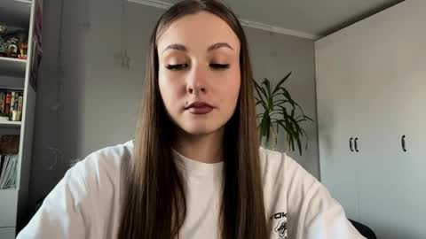 Sally online show from April 3, 6:44 am