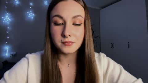 Sally online show from March 25, 3:04 pm