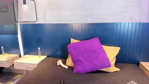Emma online show from September 16, 8:50 pm