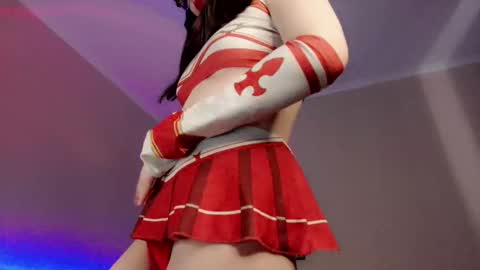 Natsumi online show from December 17, 5:00 am