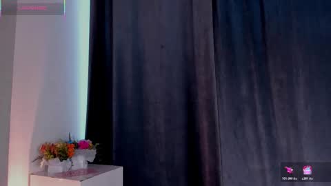 dea_athenea online show from March 11, 9:39 pm